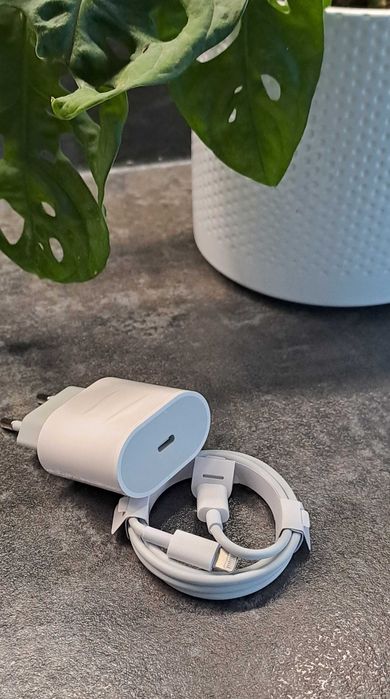 iPhone Ładowarka sieciowa nowa 20W z kablem 1m - szybka dostawa !