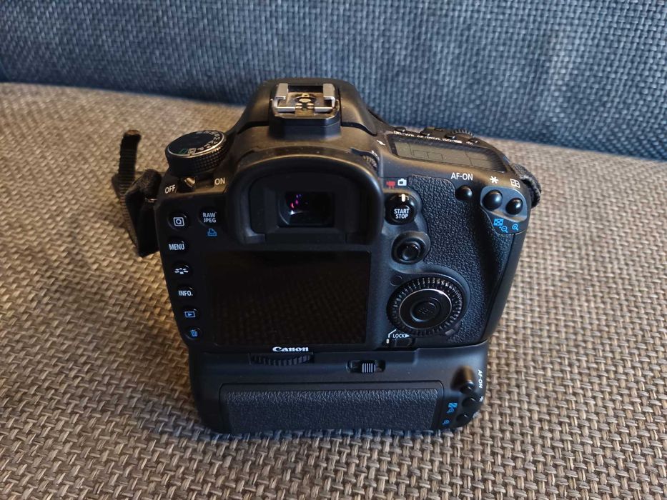 Canon EOS 7D z gripem stan idealny