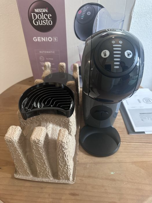 Maquina de Cafe Doce Gusto Nova na caixa