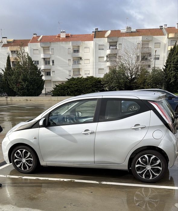 Toyota aygo xplay 2016