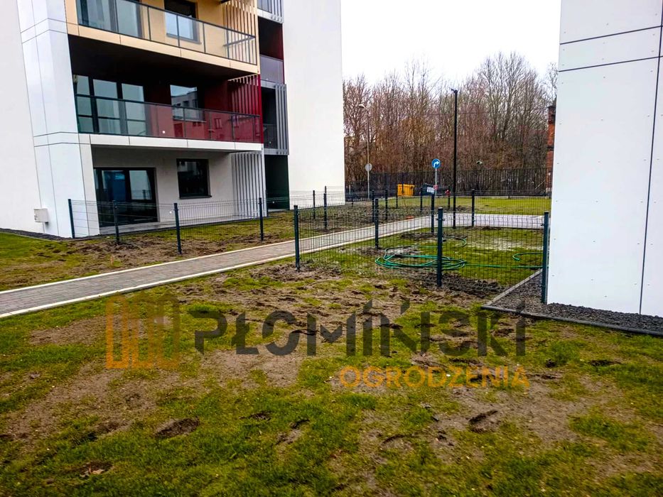 Ogrodzenia Panelowe 3D/2D z Montażem