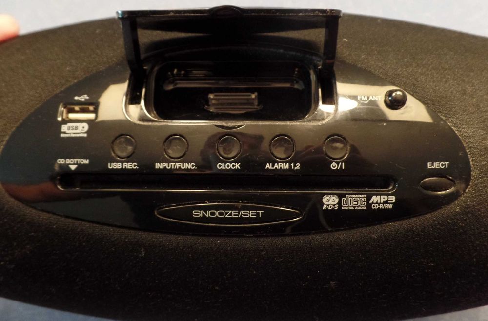 Micro Hi-Fi LG Pc14-UD com Dock para Ipod