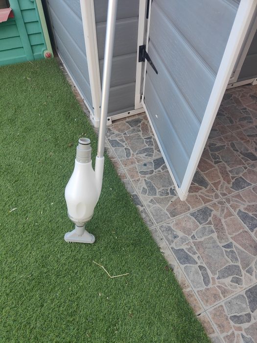 Piscina bestway 3m e vários acessórios