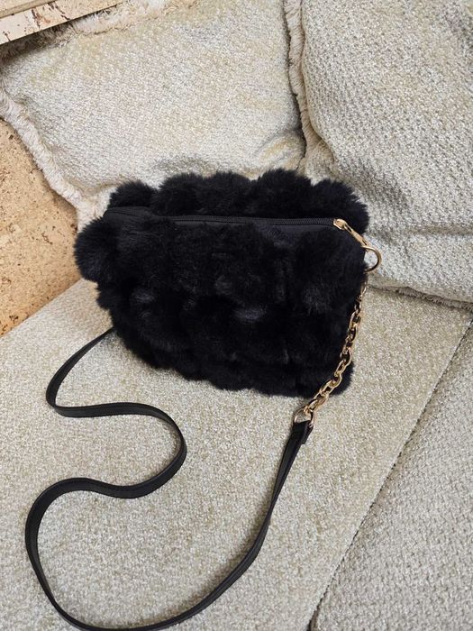 Сумка зі штучного хутра, чорна, 25*20см