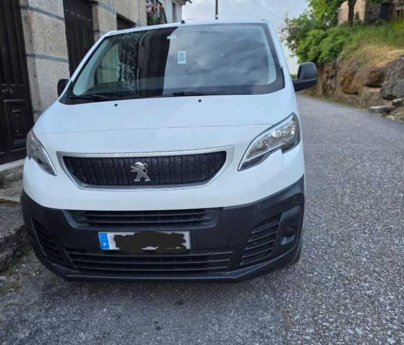 Peugeot Expert Traveller