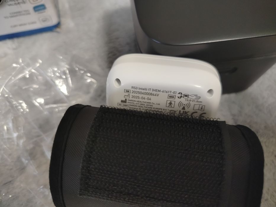 Тонометр "OMRON RS3"