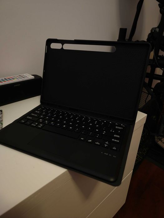 Carcasa com teclado Bluetooth para Samsung Galaxy Tab S10 Plus