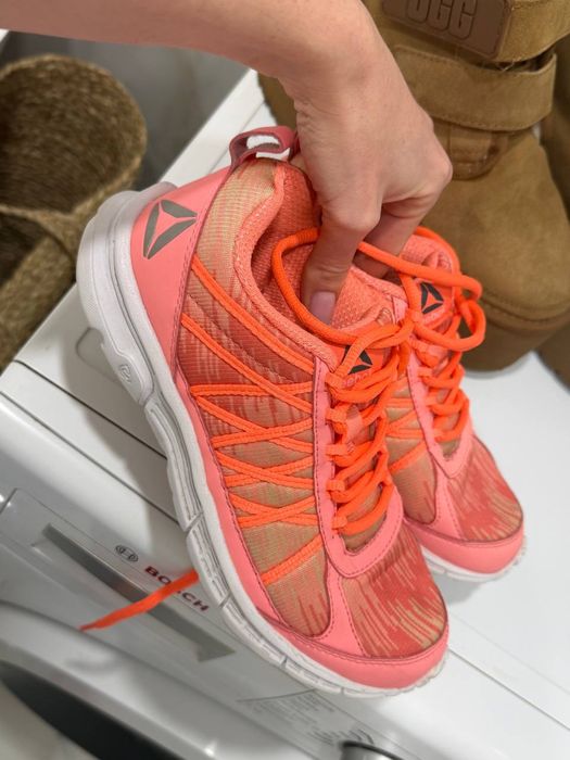 Кросівки Reebok жіночі