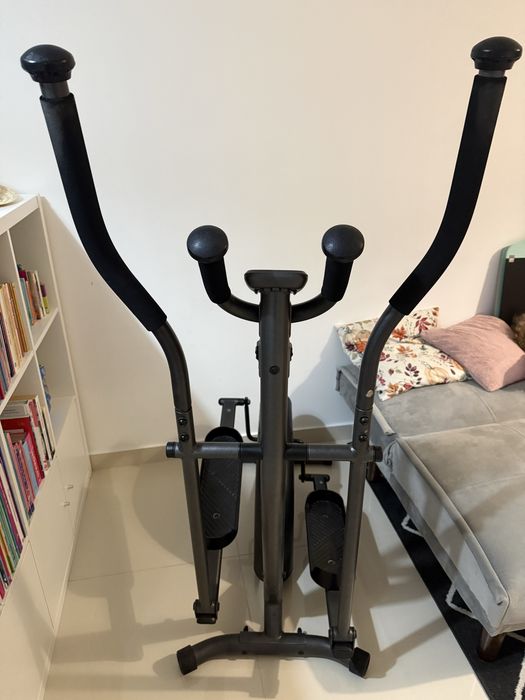 Eliptica Domyos 100