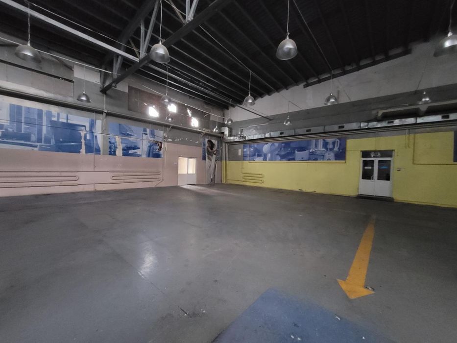 Оренда приміщення 935м2 перший поверх