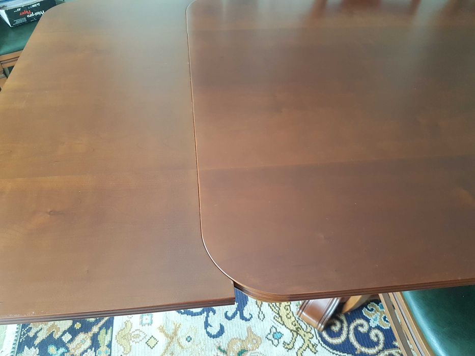 Mesa Extensível Maciça .S,Jantar + 6 Cad. + 2 Cadeirões .P.Ferreira