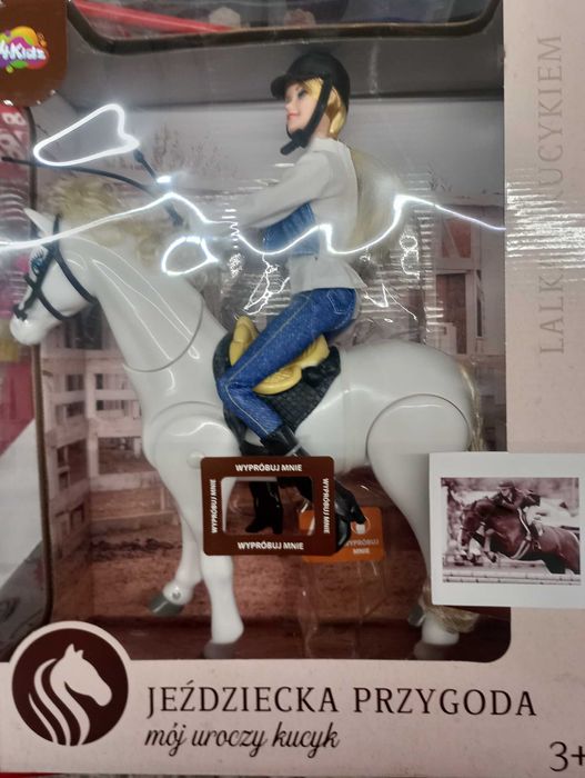 Zabawka interaktywna Lalka dżokejka z kucykiem