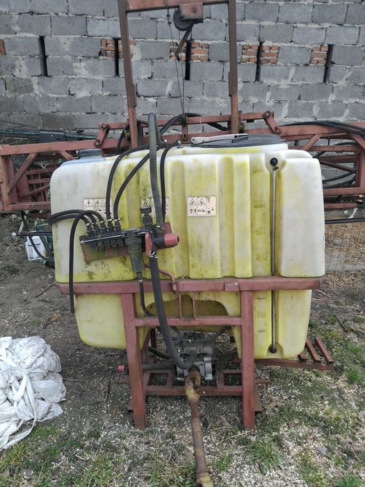 Opryskiwacz 600l 15m