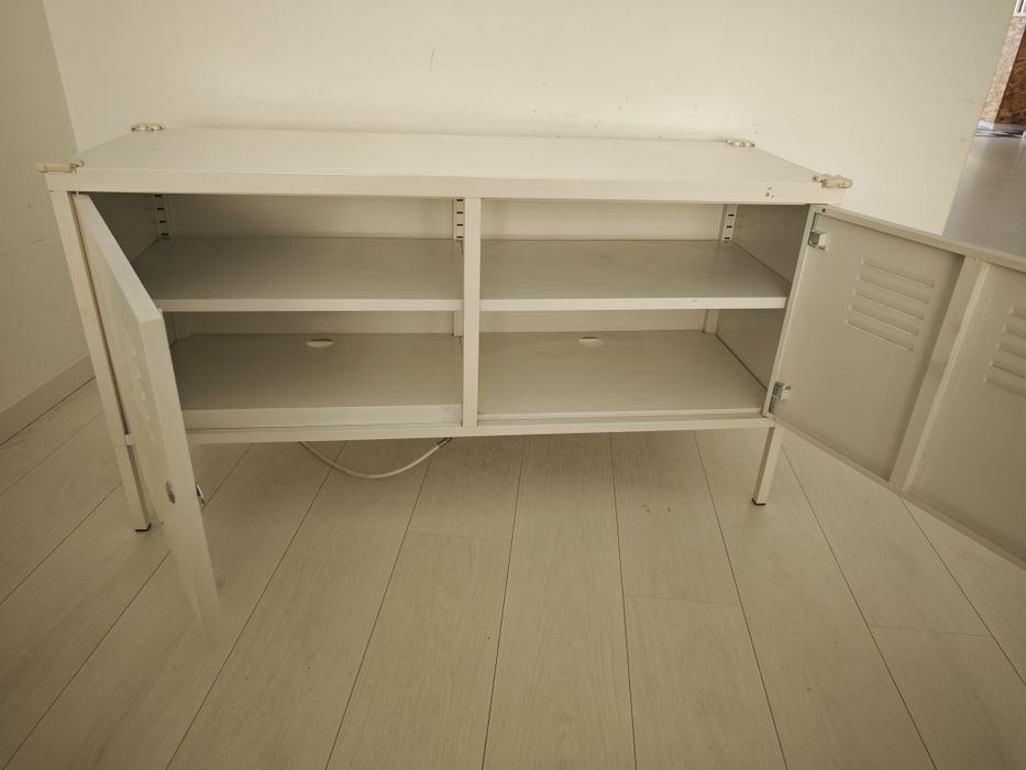 movel/consola de metal branca do IKEA