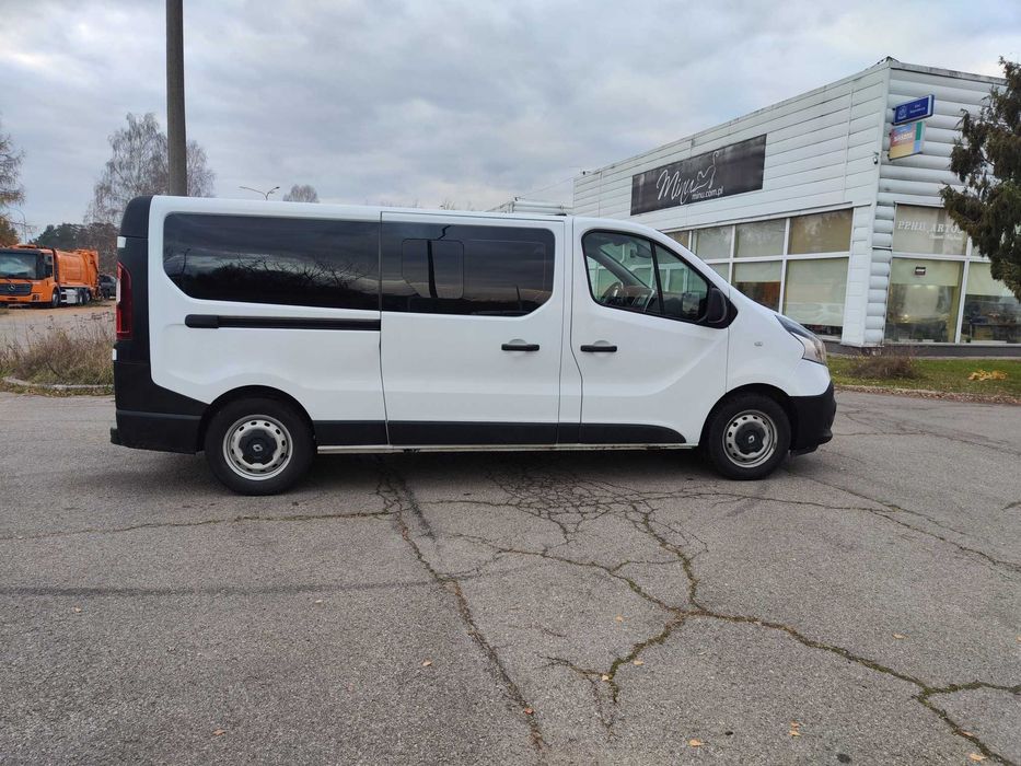 BUS 9-OSOBOWY - oferta wynajmu