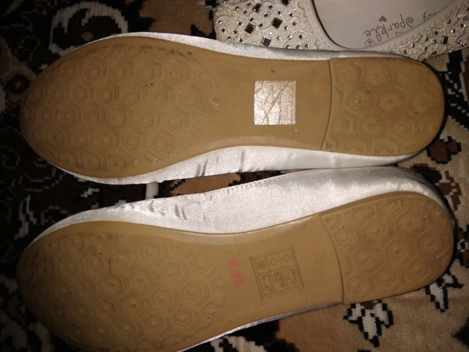 Туфли белые для девочки