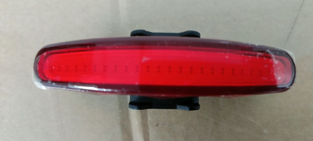 Tylna lampka Spanninga Arco USB .