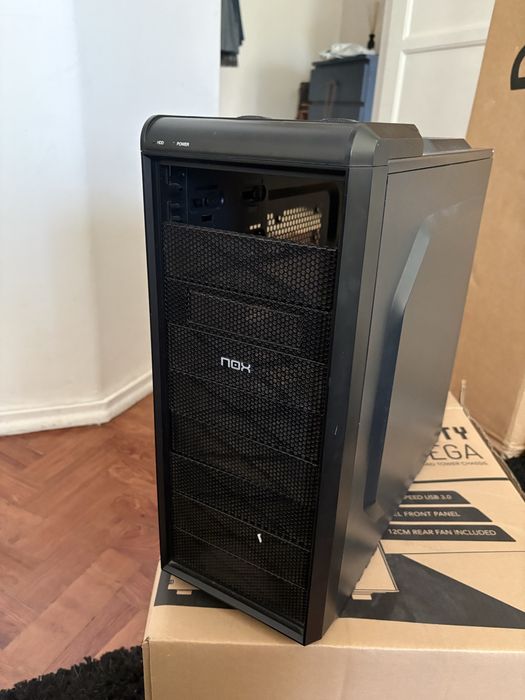 Caixa de desktop Nox