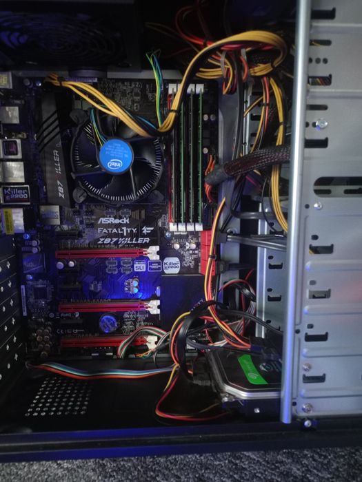 Komputer Intel, i7, 32gb, HDMI, SSD, wifi, Windows 10