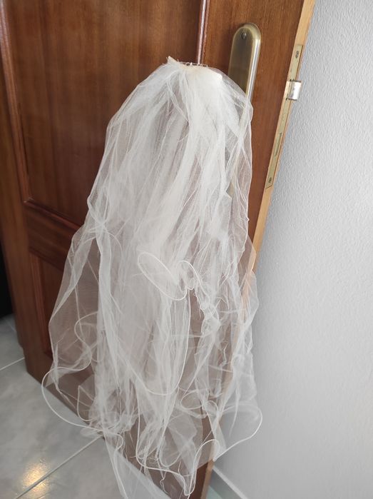 Vestido noiva e acessórios