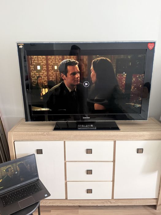 Sprawny telewizor Samsung 46 cali