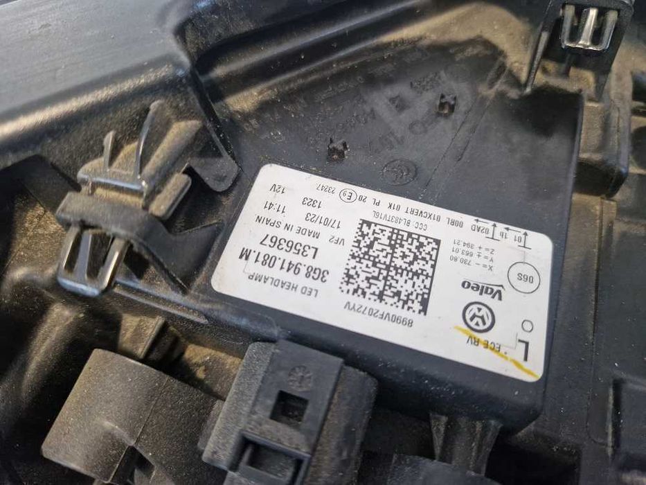 Volkswagen Arteon 3G8 17-24r. Lampa Przód Lewa Full Led