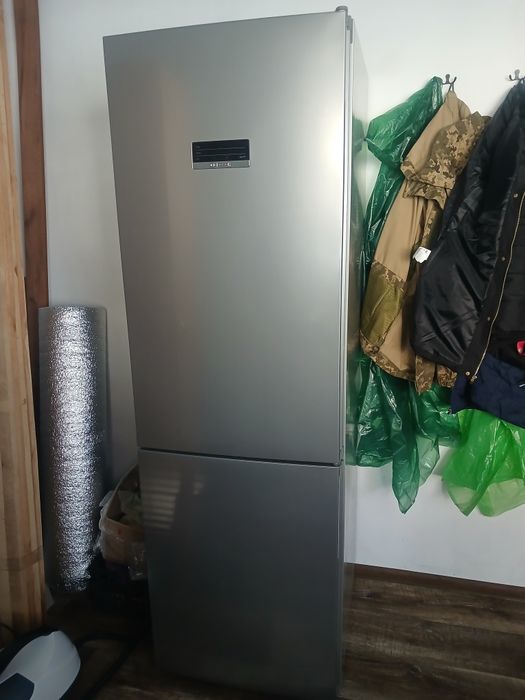 Холодильник BOSCH