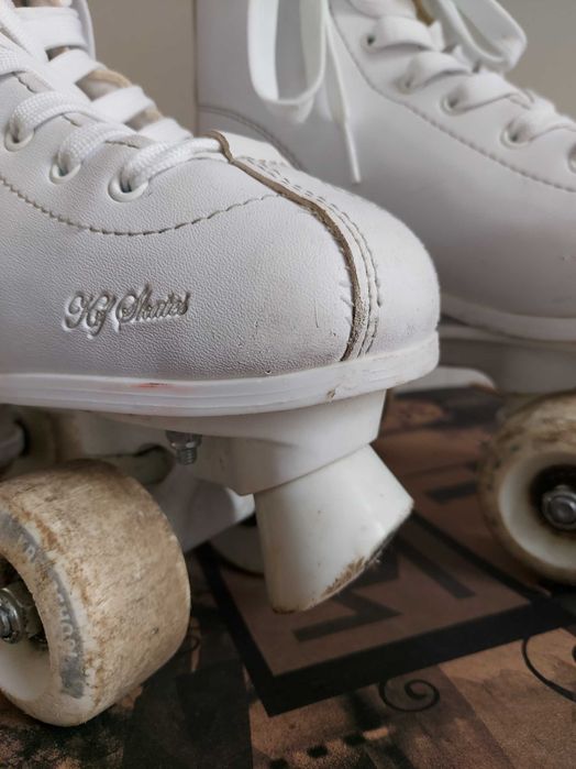 Wrotki skórzane r. 36