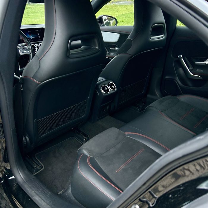 Mercedes CLA 250 plugin
