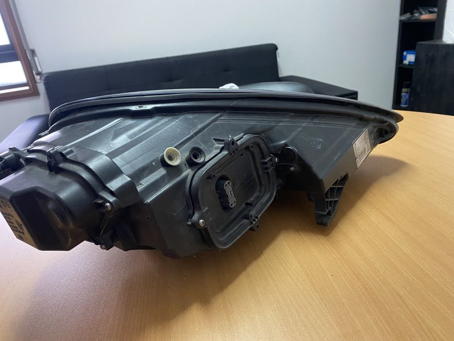 Optica frontal esquerda porsche panamera