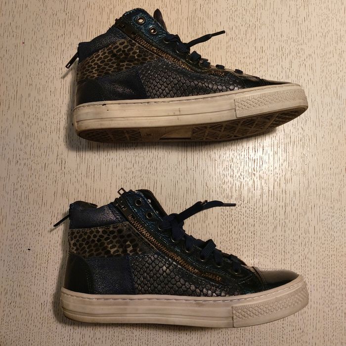 Buty granatowe dziewczęce rozm. 36