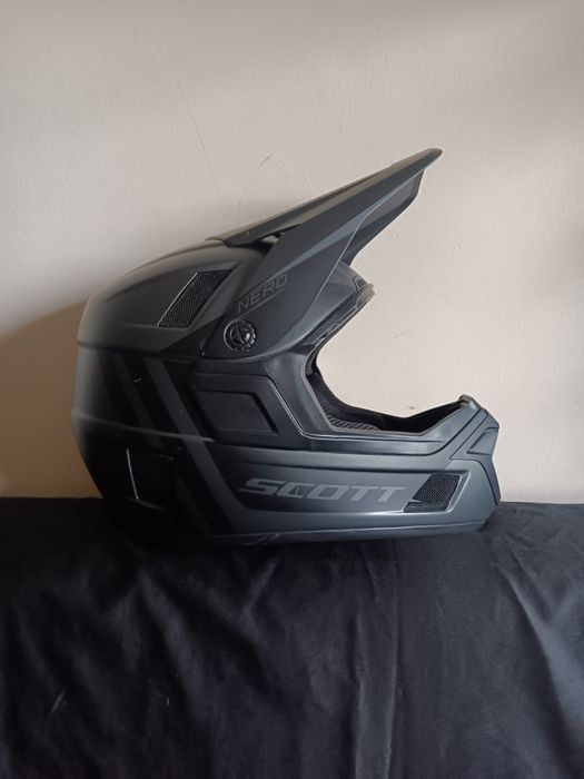 Capacete BTT Scott Nero Plus MIPS Stealth Black