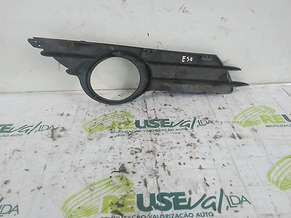 Grelha P/choques Fr Farol Nevoeiro Esq OPEL Corsa D