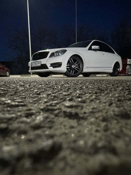 Мерседес ц250