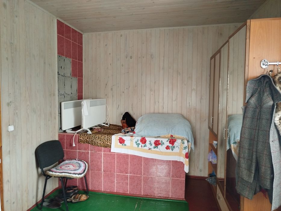 Цегляний будинок с. Різня, доглянутий, чистий, гарне місце, поряд ліс