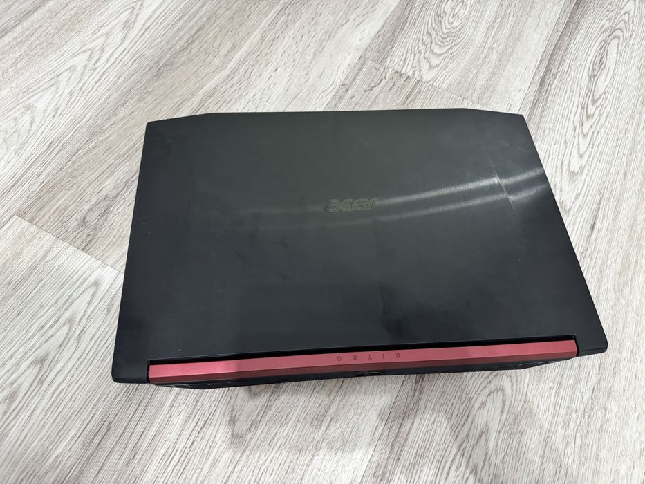 Acer Nitro 5 AN515-31 – i5 | 8GB RAM | SSD M.2 | Windows 11