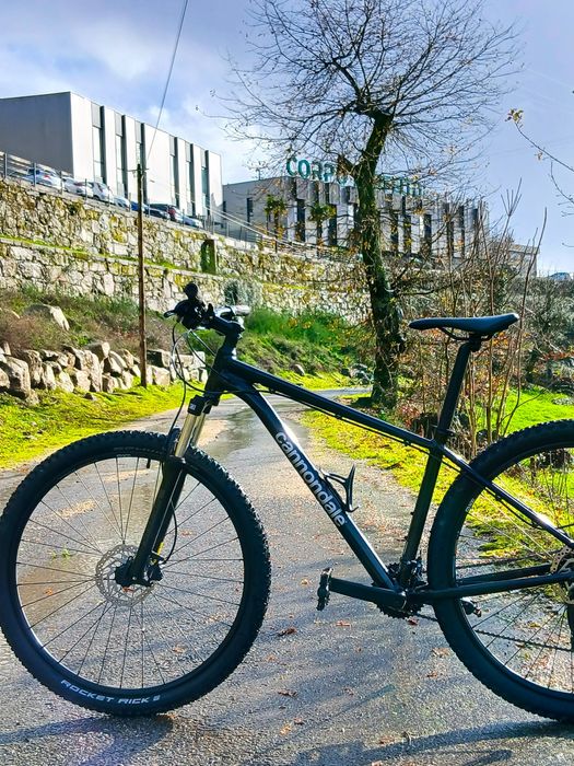 Bicicleta Cannondale 29" BTT (negociável)