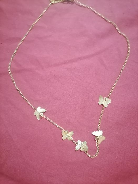 Colares de fantasia novos