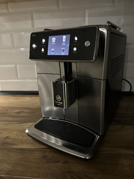 Продам кавоварку Saeco Xelsis