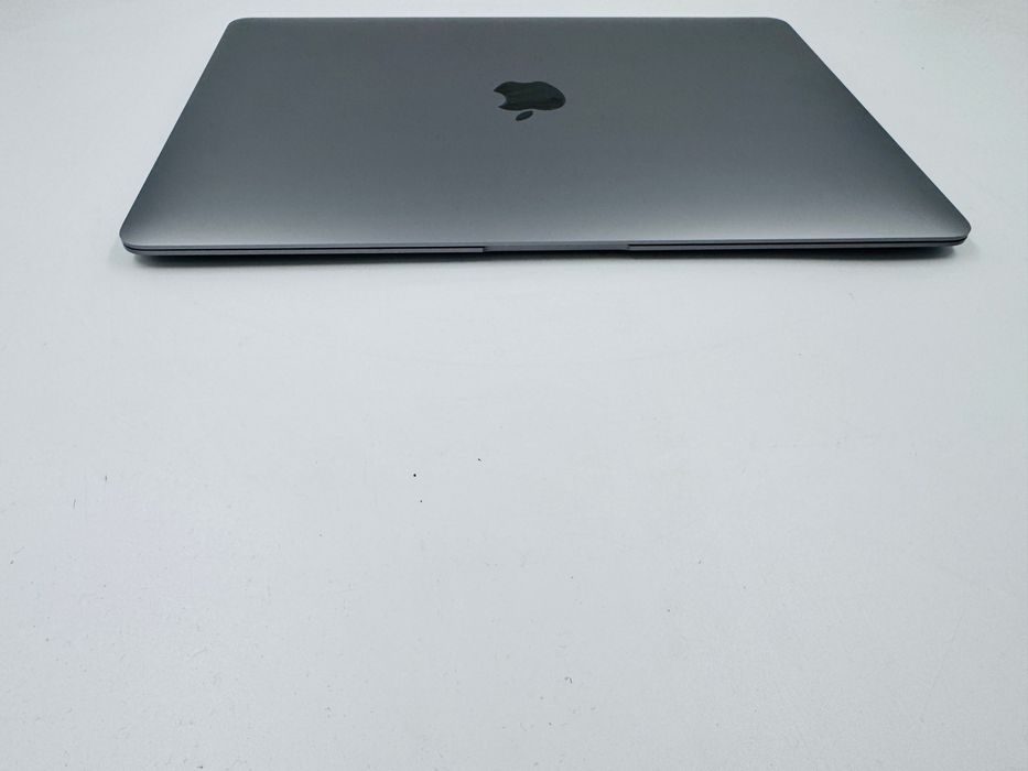 99% акумулятора Apple MacBook Air 13 2020 M1 16GB RAM 256GB SSD Space Gray IL7663