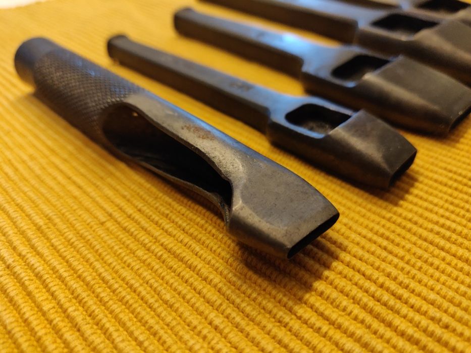 11 Furadores / Perfuradores de pele Blanchard de diversos tamanhos