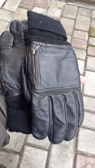 Мужские кожанные перчатки на среднюю руку91/2.