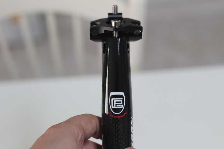 Espigao selim carbono – 31.6 mm / 400 mm