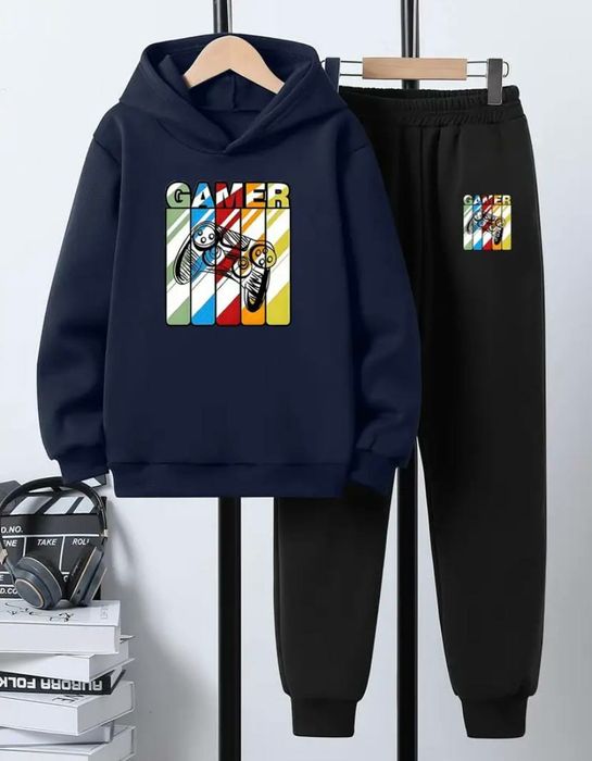 Спортивний теплий костюм