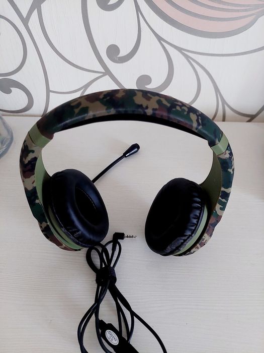 Игровая стереогарнитура 4gamers PRO 4-70 PS4/PS5