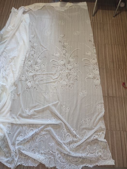 Штора из тюли с тесьмой