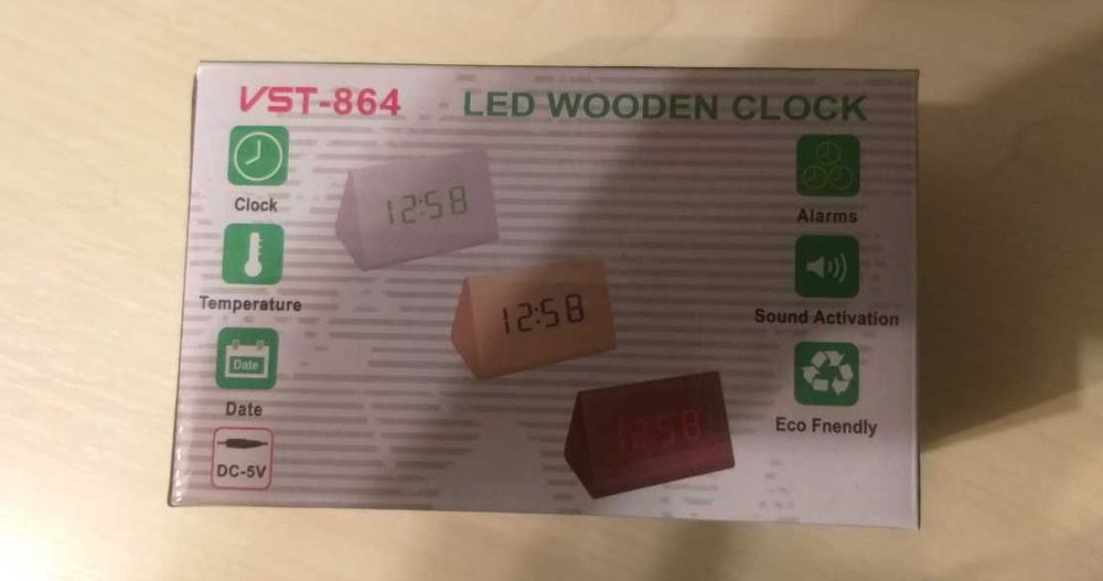 Часы сетевые VST-864-4 зеленые