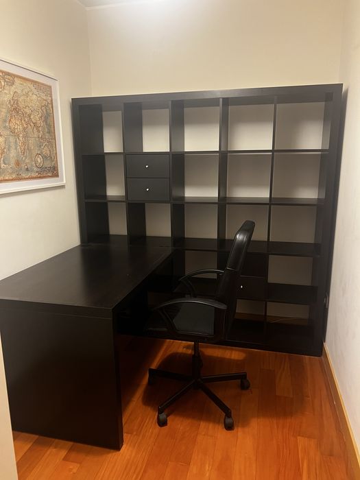 Conjunto Secretária+Estante IKEA+cadeira giratória