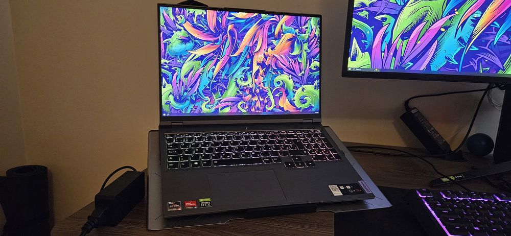 PACK - Lenovo Legion 5 Pro Gaming + Rato s/fios + Keybord Gaming + Cooling Pad