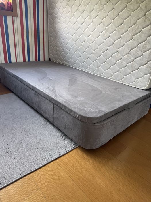Cama meio corpo